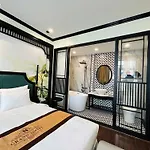Grand Hotel Trinh Van Bo